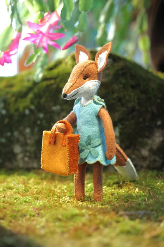 Charlotte Fox Kit